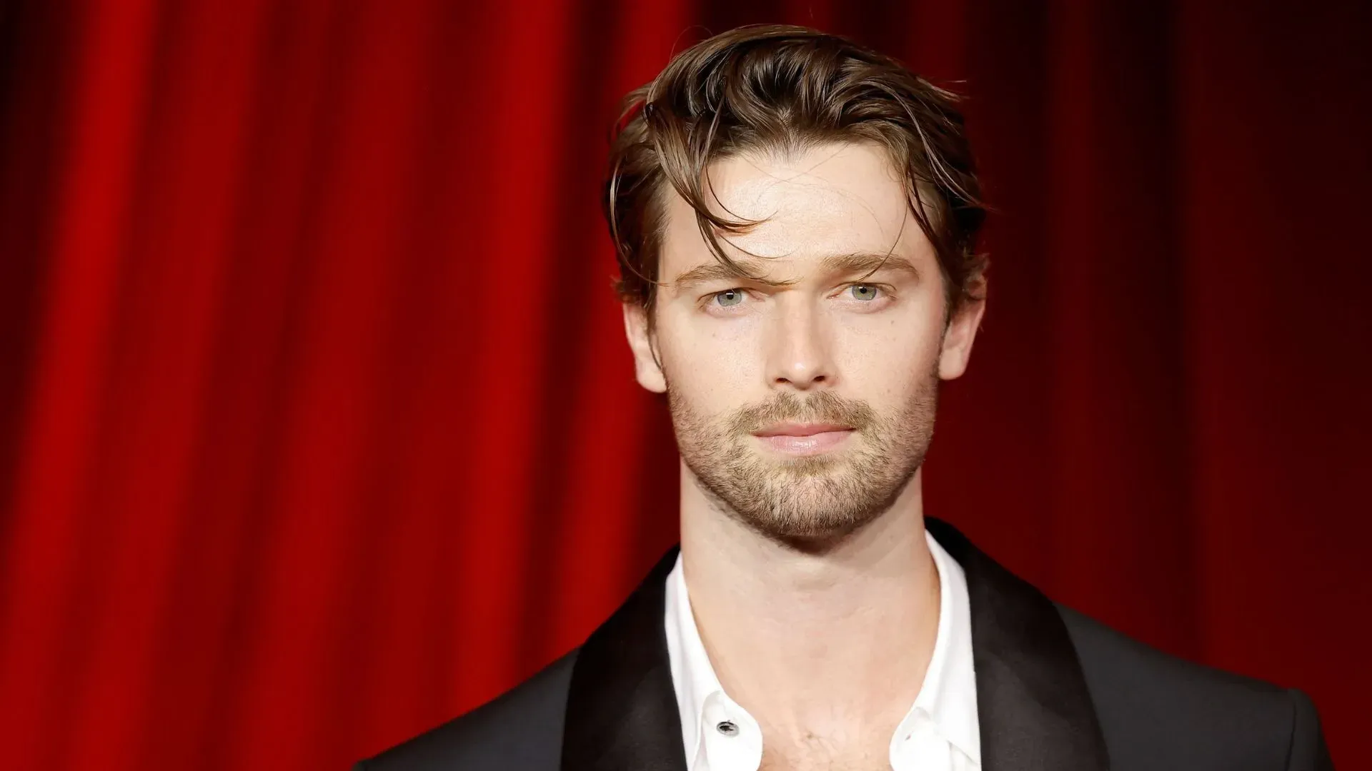 Patrick Schwarzenegger w nowym sezonie Białego Lotosu