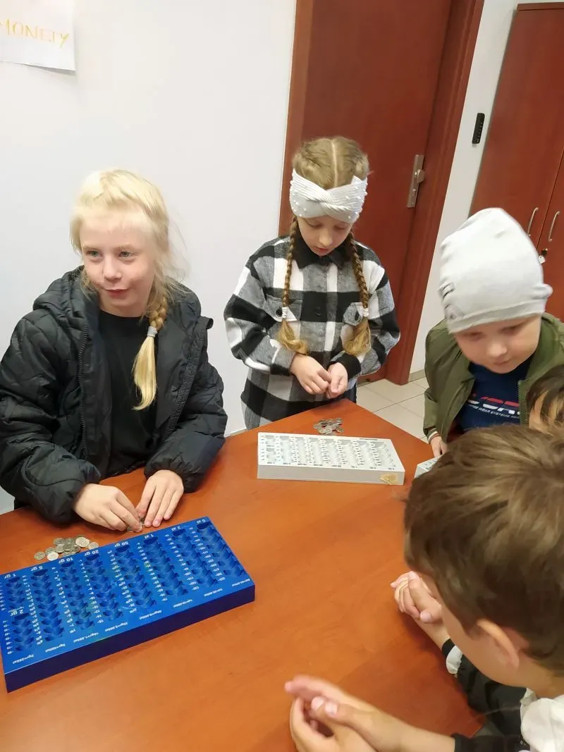 Edukacja ekonomiczna: Klucz do lepszej przyszłości